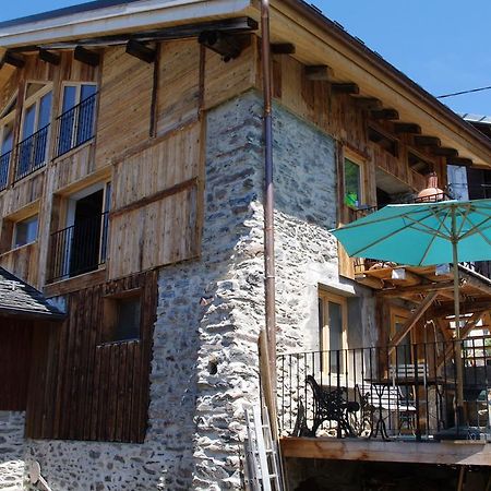 Appartement Dans Chalet De Montagne Bozel Room photo